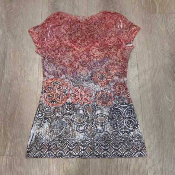 Maurices, Boho Printed Short Sleeve T-Shirt, V-Neckline, Women's Small - Picture 2 of 7